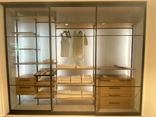 Ankleidesystem Libro 30 / Akaro